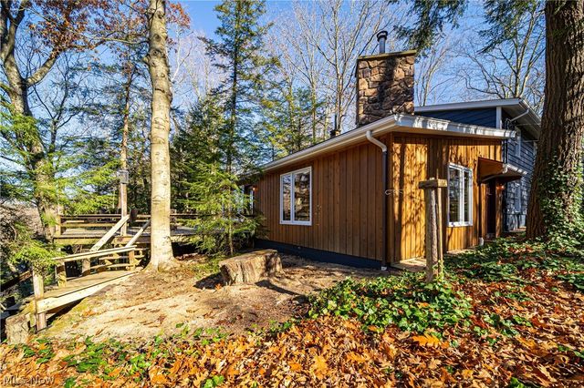 4281 N Forest Ridge Drive, Ashtabula, OH 44004