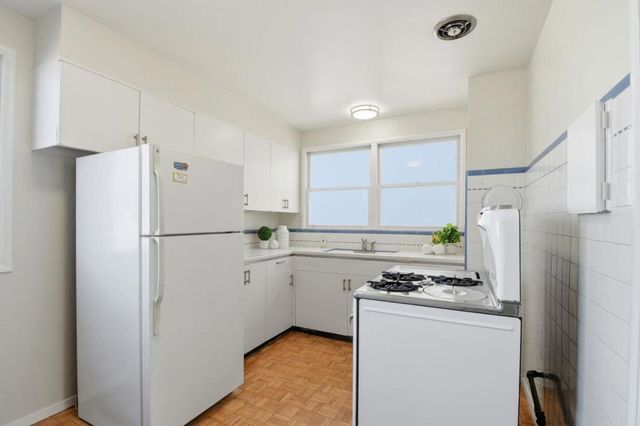 108 N Mayfair Avenue, Daly City, CA 94015