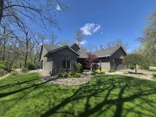 3181 N Crystal Springs Road #14 & 13, Janesville, WI 53545