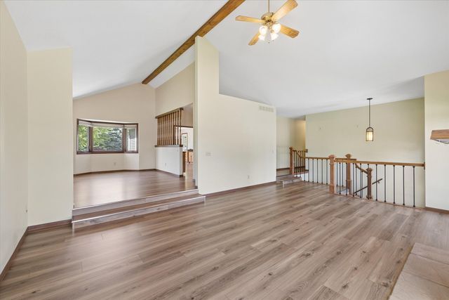 3110 Hartford Drive, Bettendorf, IA 52722