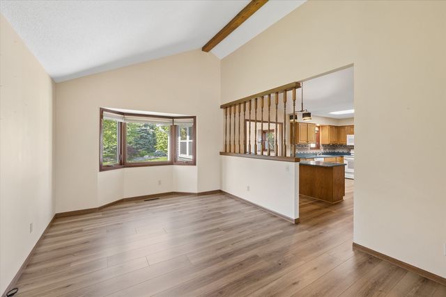 3110 Hartford Drive, Bettendorf, IA 52722