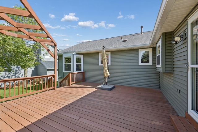 3110 Hartford Drive, Bettendorf, IA 52722