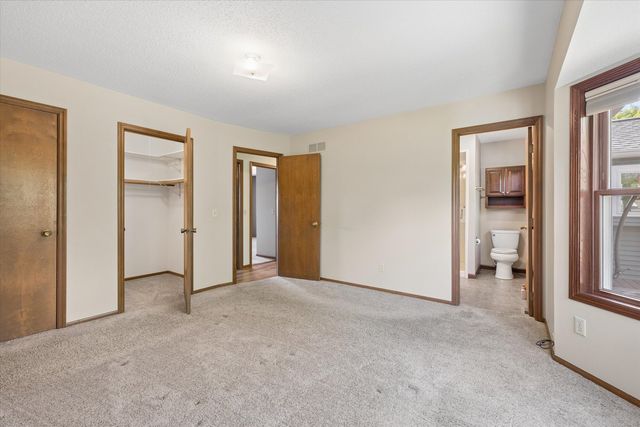 3110 Hartford Drive, Bettendorf, IA 52722