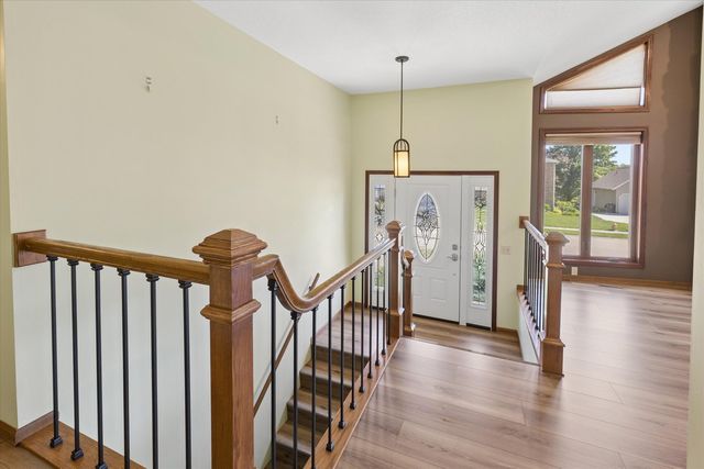 3110 Hartford Drive, Bettendorf, IA 52722