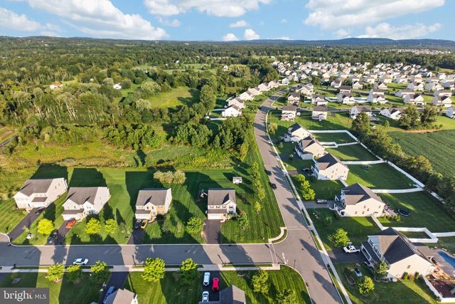 15 BLUE RIDGE DR, Gilbertsville, PA 19525