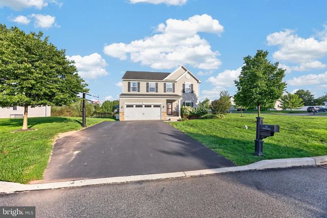 15 BLUE RIDGE DR, Gilbertsville, PA 19525