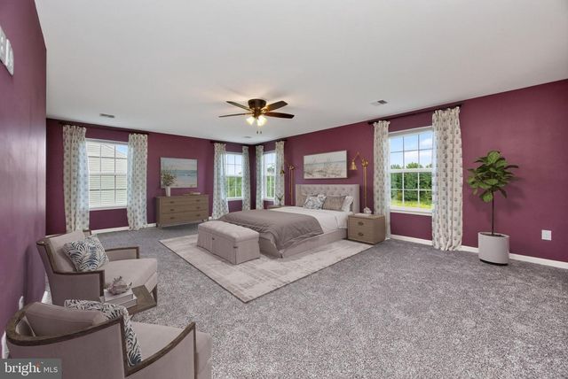15 BLUE RIDGE DR, Gilbertsville, PA 19525