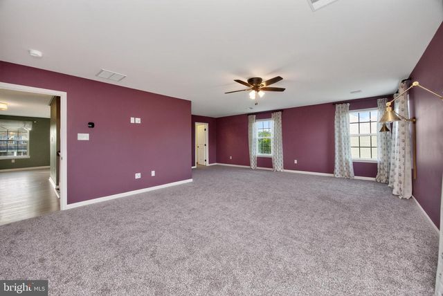 15 BLUE RIDGE DR, Gilbertsville, PA 19525