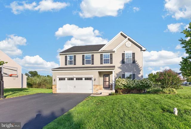 15 BLUE RIDGE DR, Gilbertsville, PA 19525