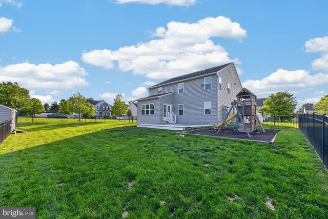 15 BLUE RIDGE DR, Gilbertsville, PA 19525