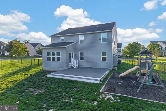 15 BLUE RIDGE DR, Gilbertsville, PA 19525