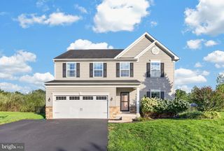 15 BLUE RIDGE DR, Gilbertsville, PA 19525