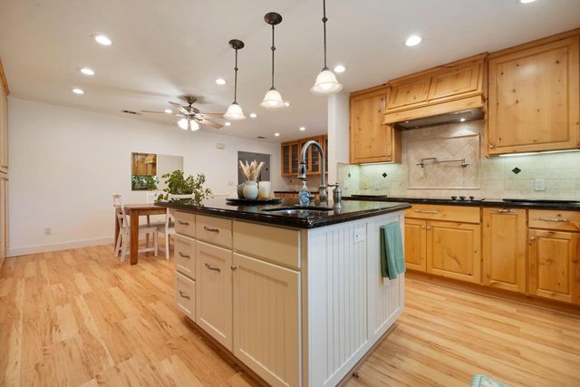 15954 N Tecklenburg Rd, Lodi, CA 95240