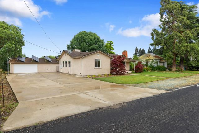 15954 N Tecklenburg Rd, Lodi, CA 95240