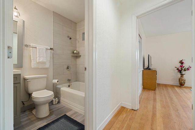 15954 N Tecklenburg Rd, Lodi, CA 95240