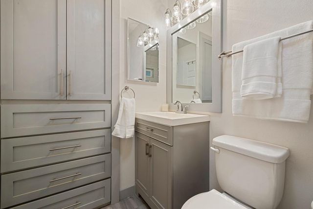 15954 N Tecklenburg Rd, Lodi, CA 95240