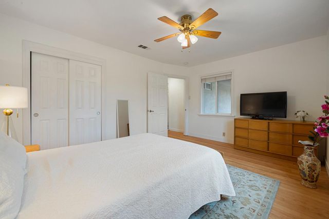 15954 N Tecklenburg Rd, Lodi, CA 95240