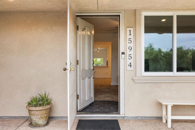 15954 N Tecklenburg Rd, Lodi, CA 95240