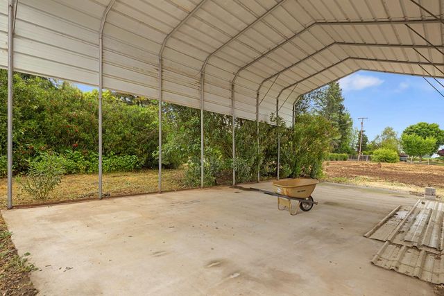 15954 N Tecklenburg Rd, Lodi, CA 95240