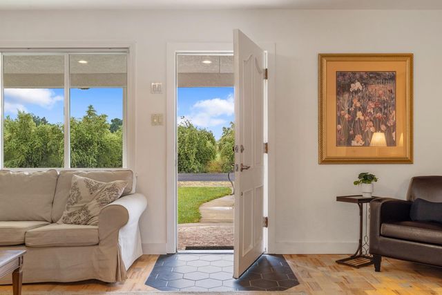 15954 N Tecklenburg Rd, Lodi, CA 95240