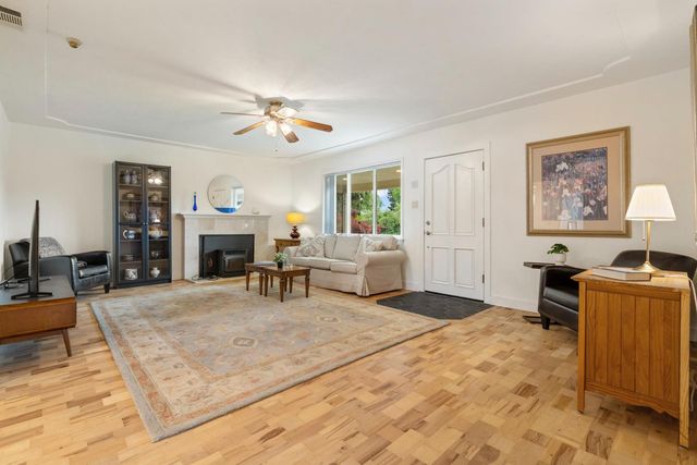 15954 N Tecklenburg Rd, Lodi, CA 95240