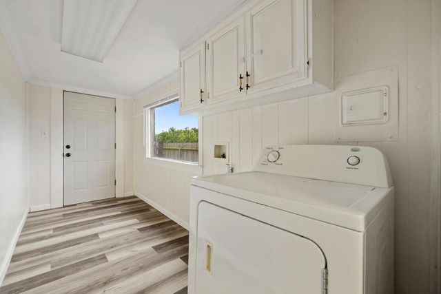 15954 N Tecklenburg Rd, Lodi, CA 95240