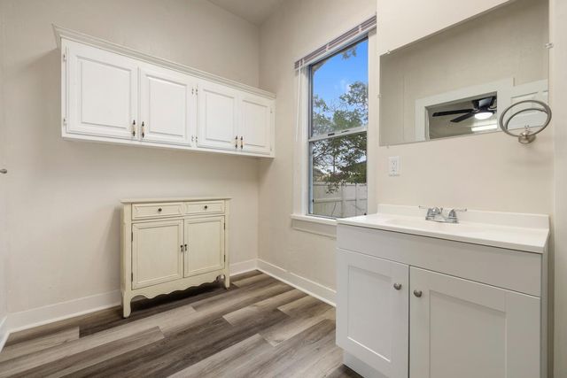 15954 N Tecklenburg Rd, Lodi, CA 95240