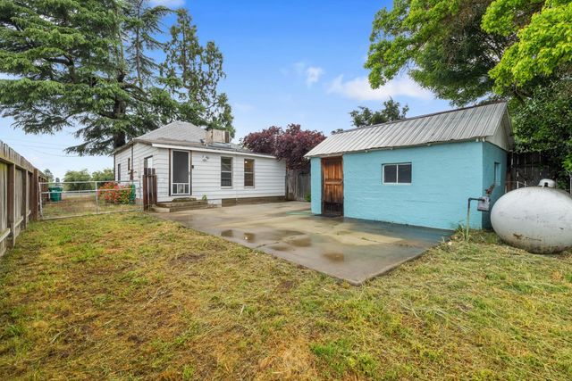 15954 N Tecklenburg Rd, Lodi, CA 95240