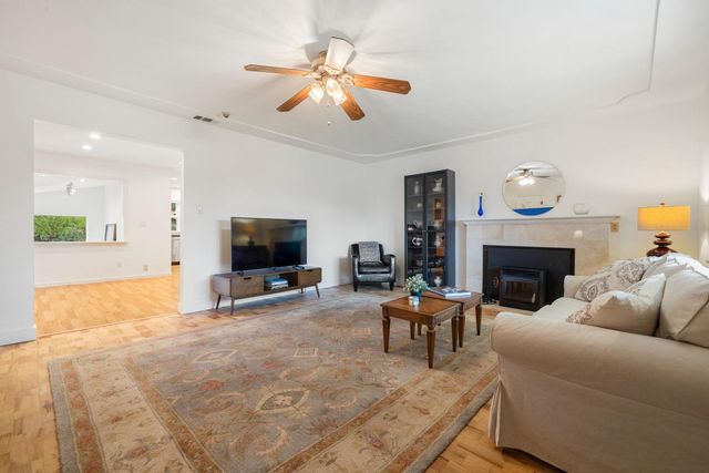 15954 N Tecklenburg Rd, Lodi, CA 95240