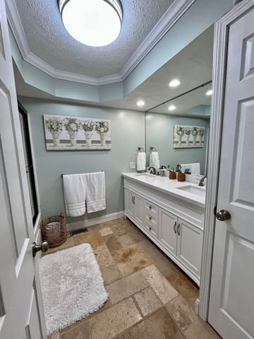 415 Riverside Drive, Chesapeake, OH 45619