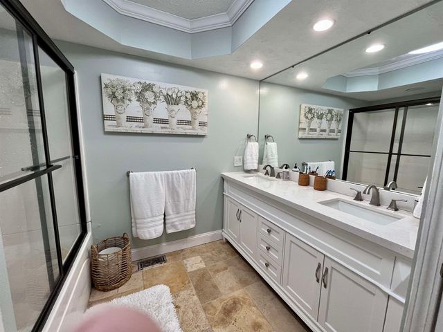 415 Riverside Drive, Chesapeake, OH 45619