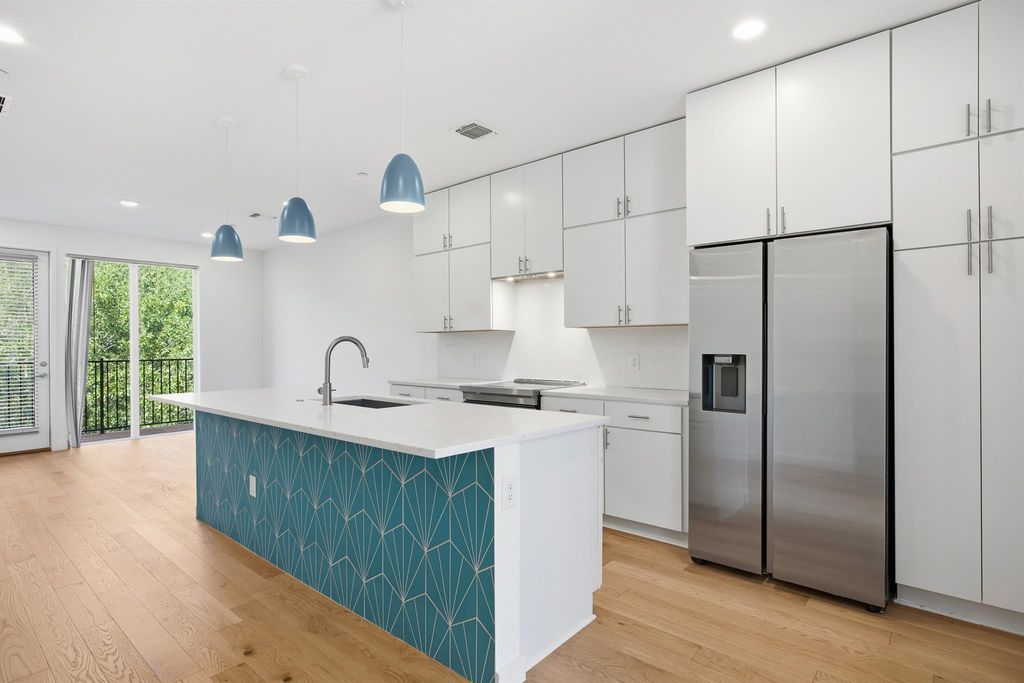 6020 Springdale RD 12, Austin, TX 78723