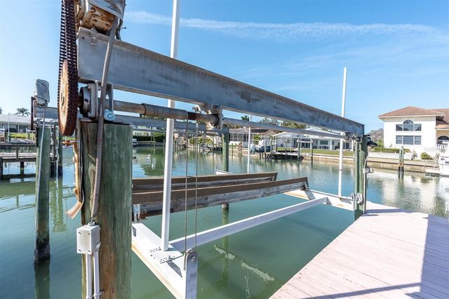 4961 61ST AVENUE S, St Petersburg, FL 33715