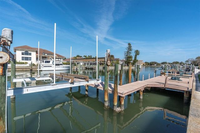 4961 61ST AVENUE S, St Petersburg, FL 33715