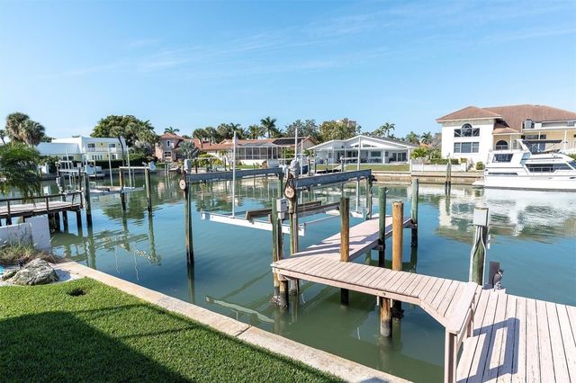 4961 61ST AVENUE S, St Petersburg, FL 33715