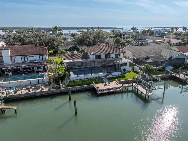 4961 61ST AVENUE S, St Petersburg, FL 33715