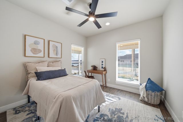 212 S Bluff Street B, Catoosa, OK 74015