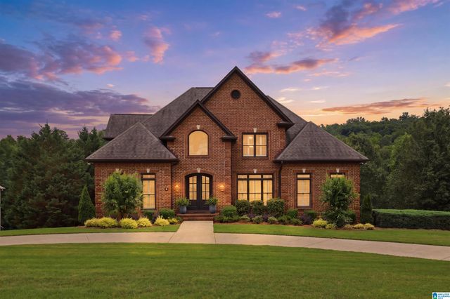 8051 LAKESIDE CIRCLE, Trussville, AL 35173