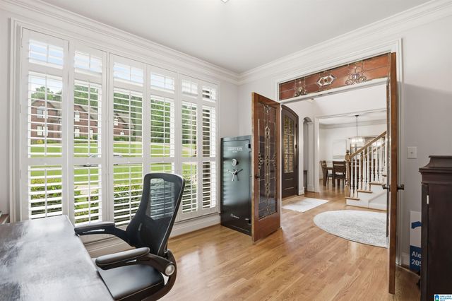 8051 LAKESIDE CIRCLE, Trussville, AL 35173