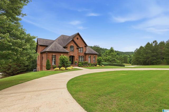 8051 LAKESIDE CIRCLE, Trussville, AL 35173