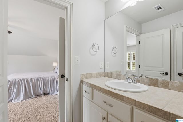 8051 LAKESIDE CIRCLE, Trussville, AL 35173