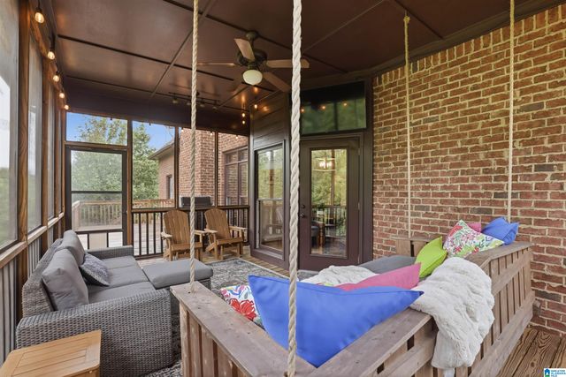 8051 LAKESIDE CIRCLE, Trussville, AL 35173