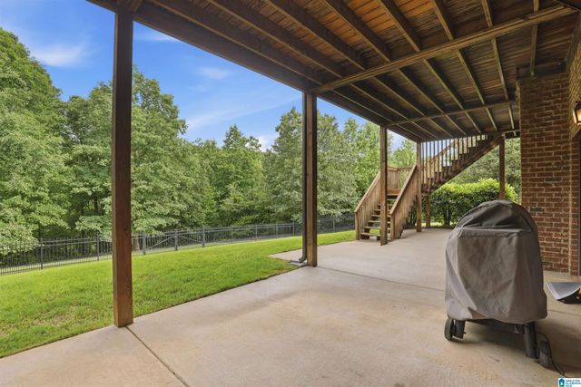 8051 LAKESIDE CIRCLE, Trussville, AL 35173