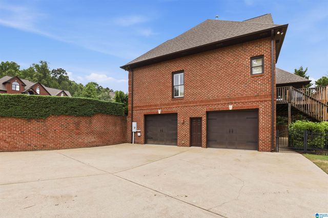 8051 LAKESIDE CIRCLE, Trussville, AL 35173