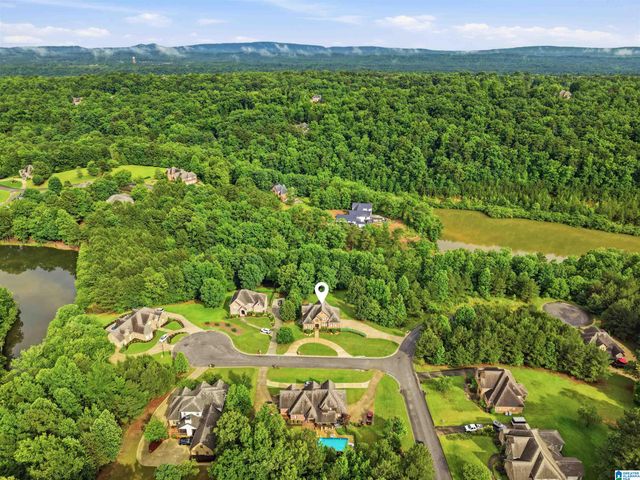 8051 LAKESIDE CIRCLE, Trussville, AL 35173