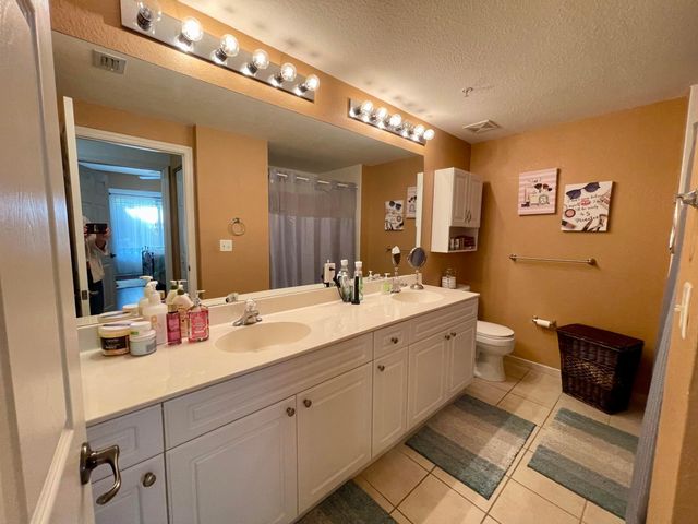 2727 Anzio Court 108, Palm Beach Gardens, FL 33410