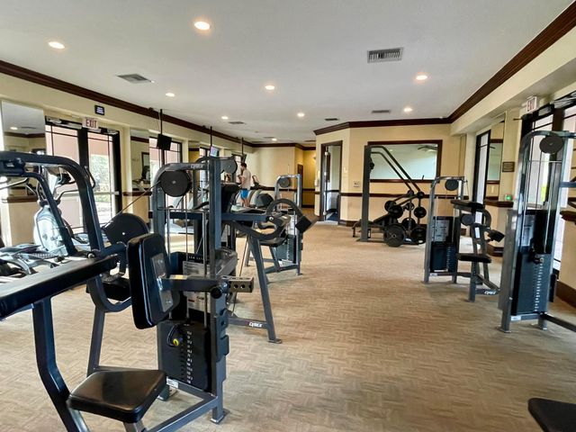 2727 Anzio Court 108, Palm Beach Gardens, FL 33410