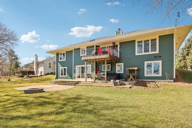 6801 Lorraine CIRCLE, Wind Lake, WI 53185