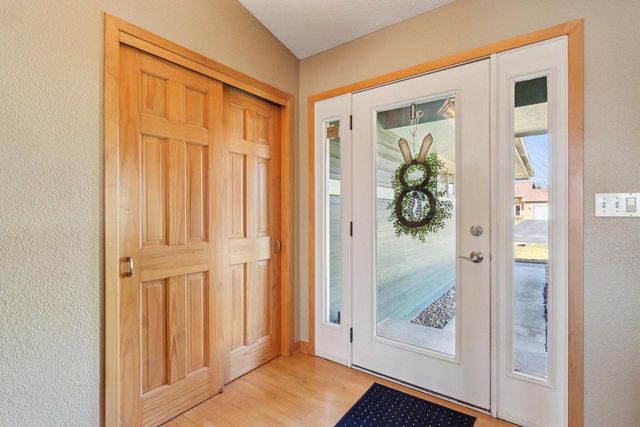 6801 Lorraine CIRCLE, Wind Lake, WI 53185