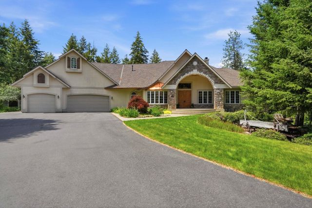 405 W Meadow Ridge Ln, Spokane, WA 99208